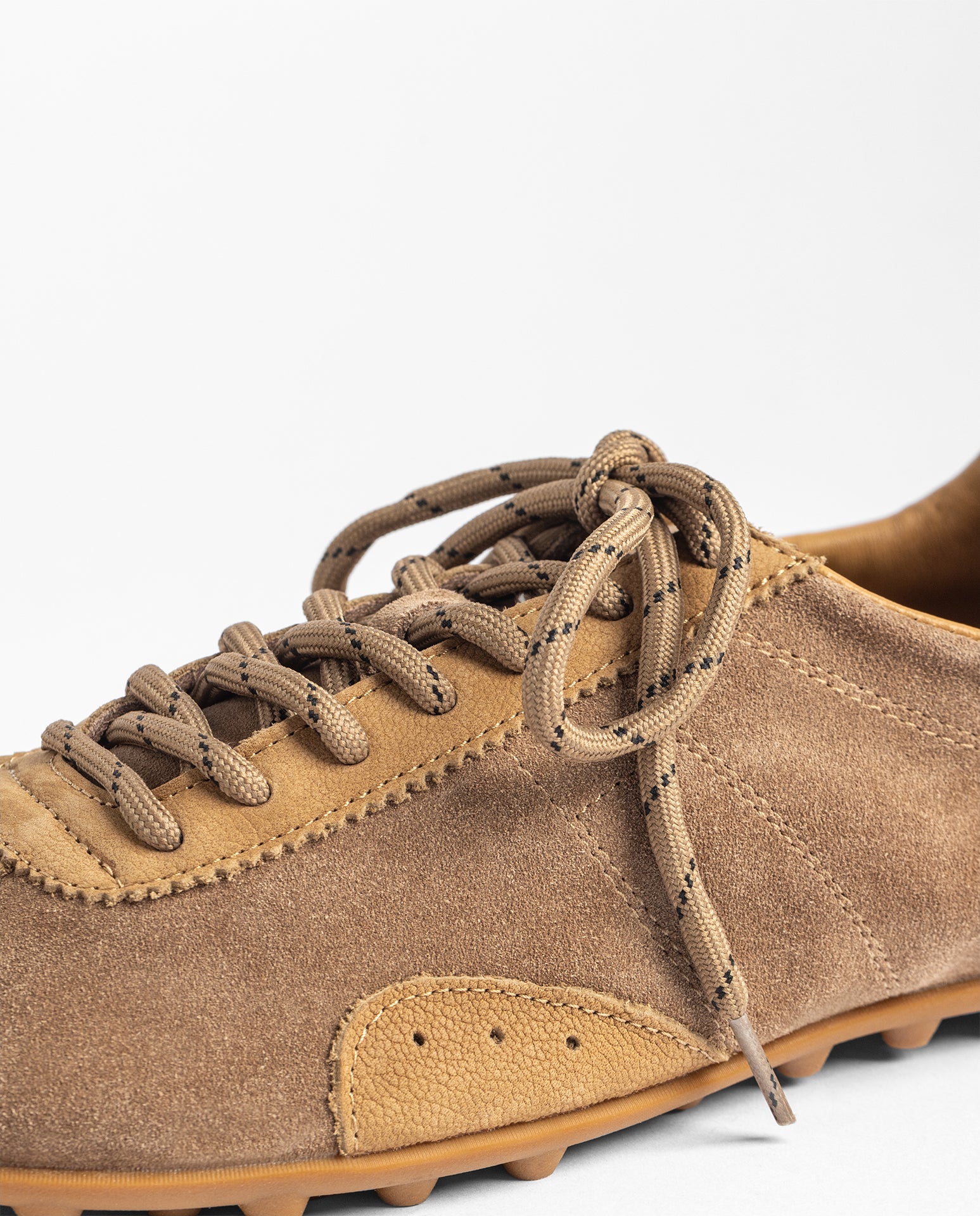 Yokono Lyon 262 sneakers beige in pelle