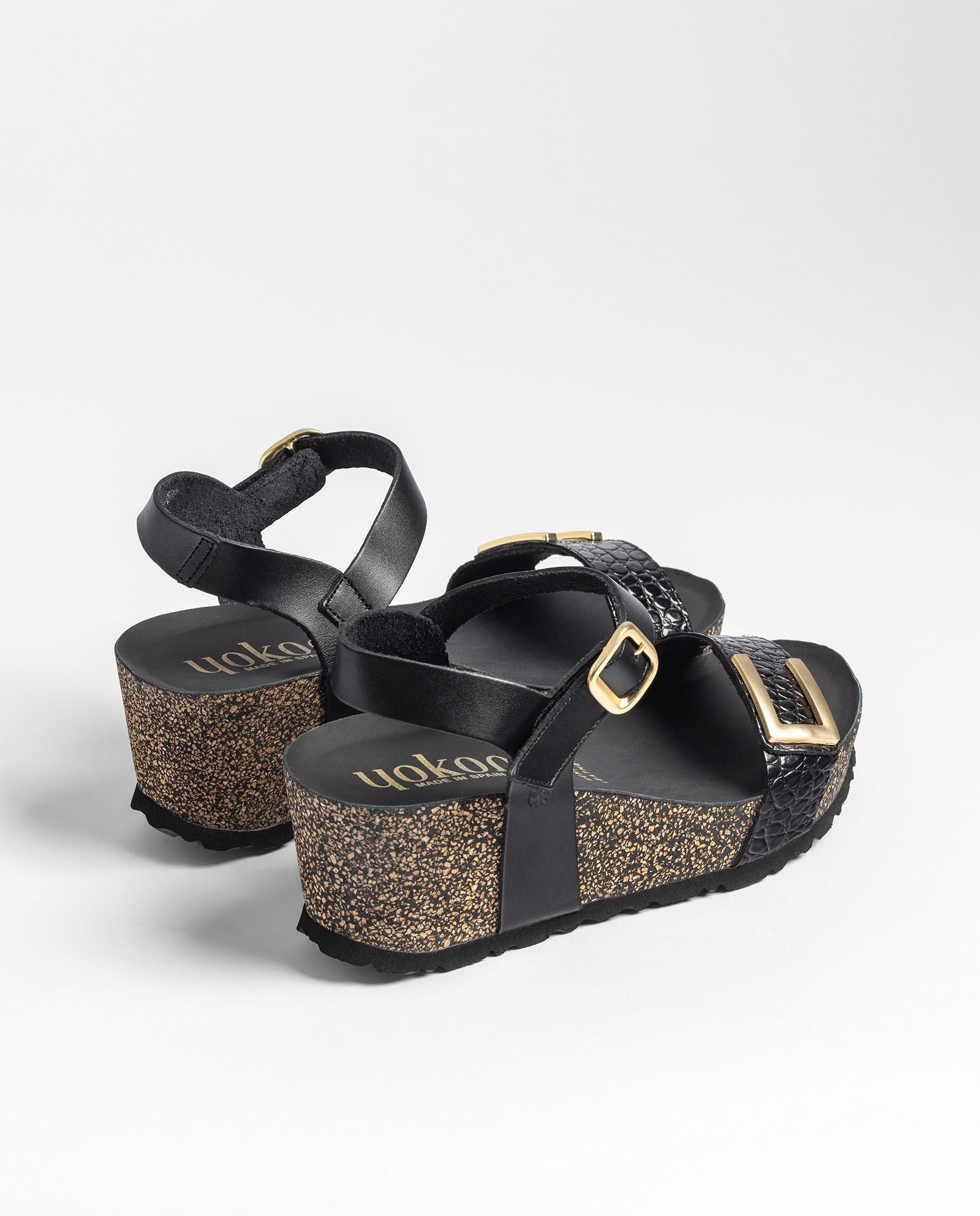 Yokono Bari 262 sandali con zeppa neri in pelle