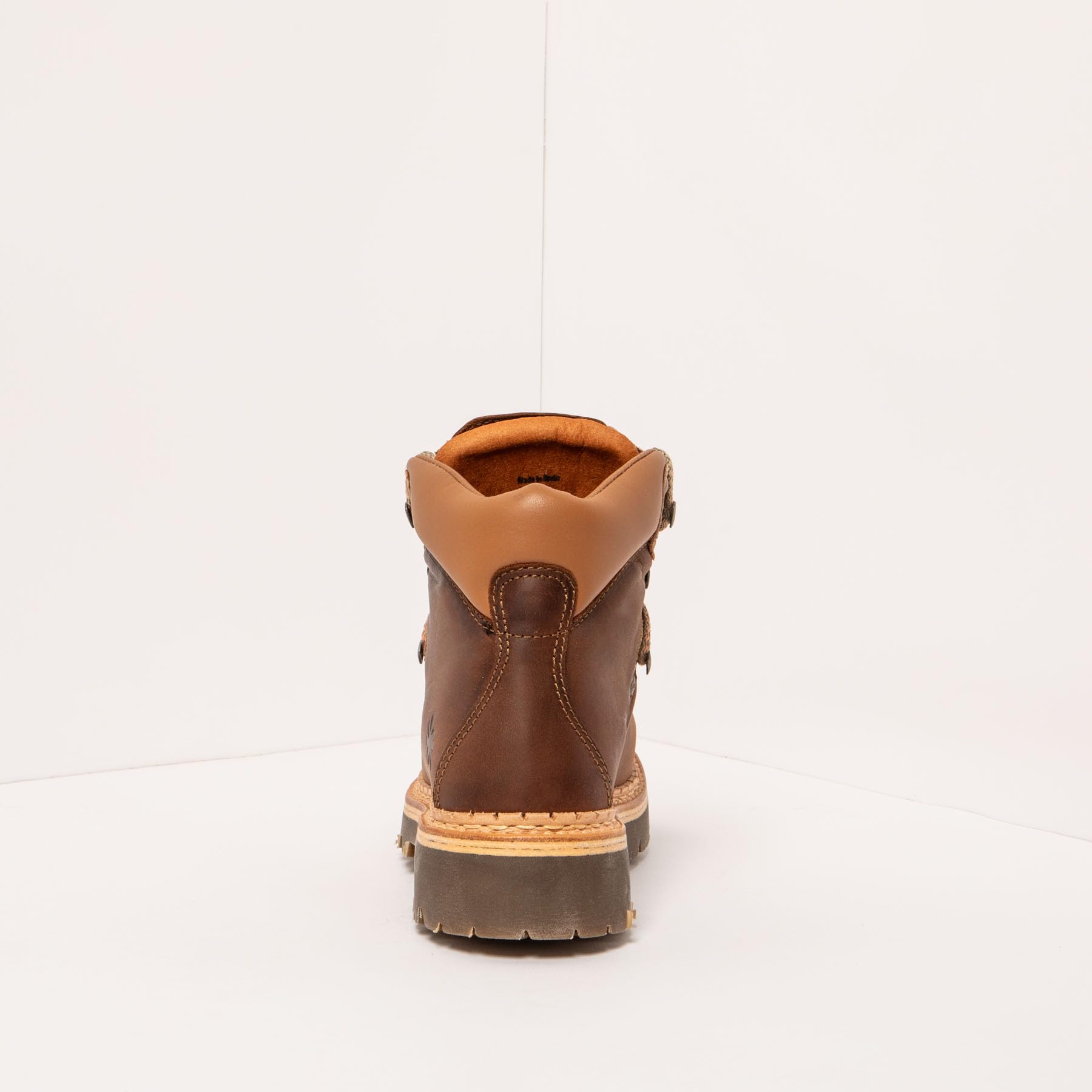 ART 0903 Air Alpine stivali unisex cuoio