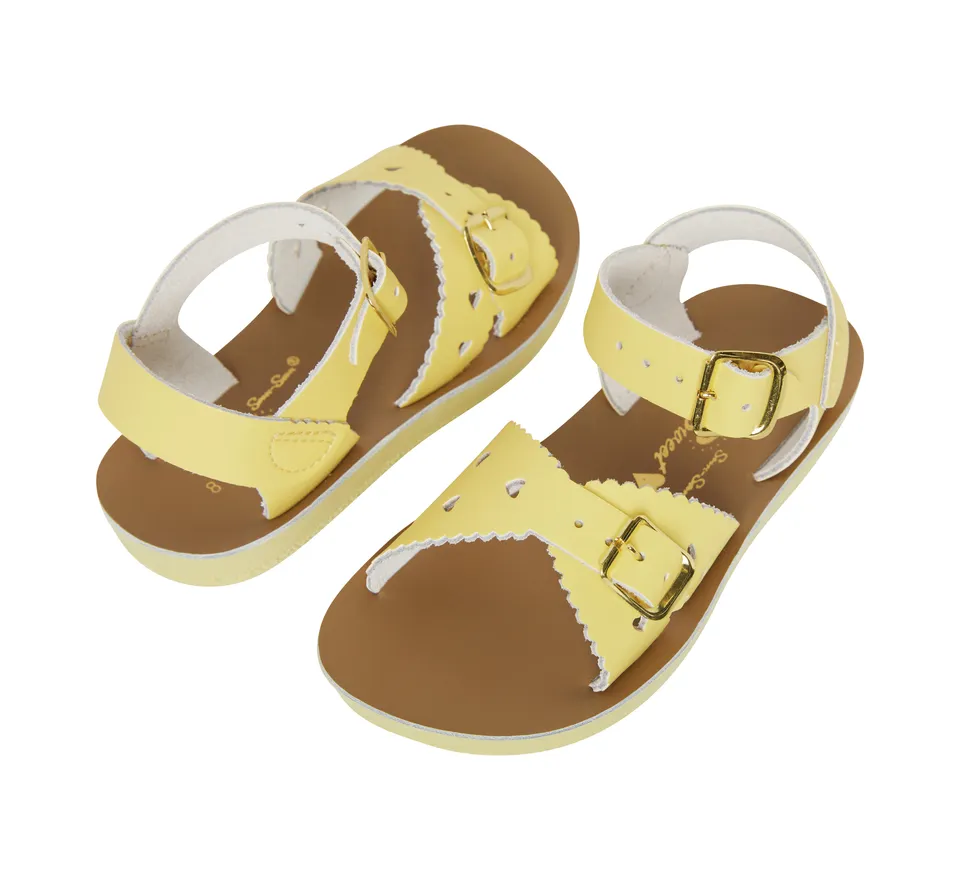 Salt-Water Sweetheart Butter Yellow sandali bimba cuoio