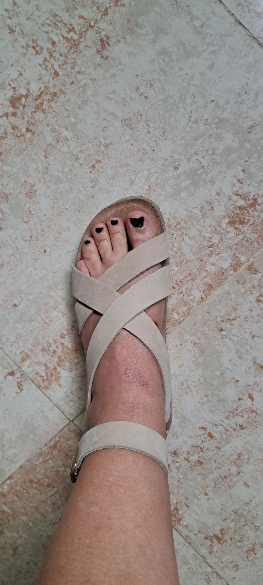 Yokono Jerba 261 sandali bassi donna beige in pelle