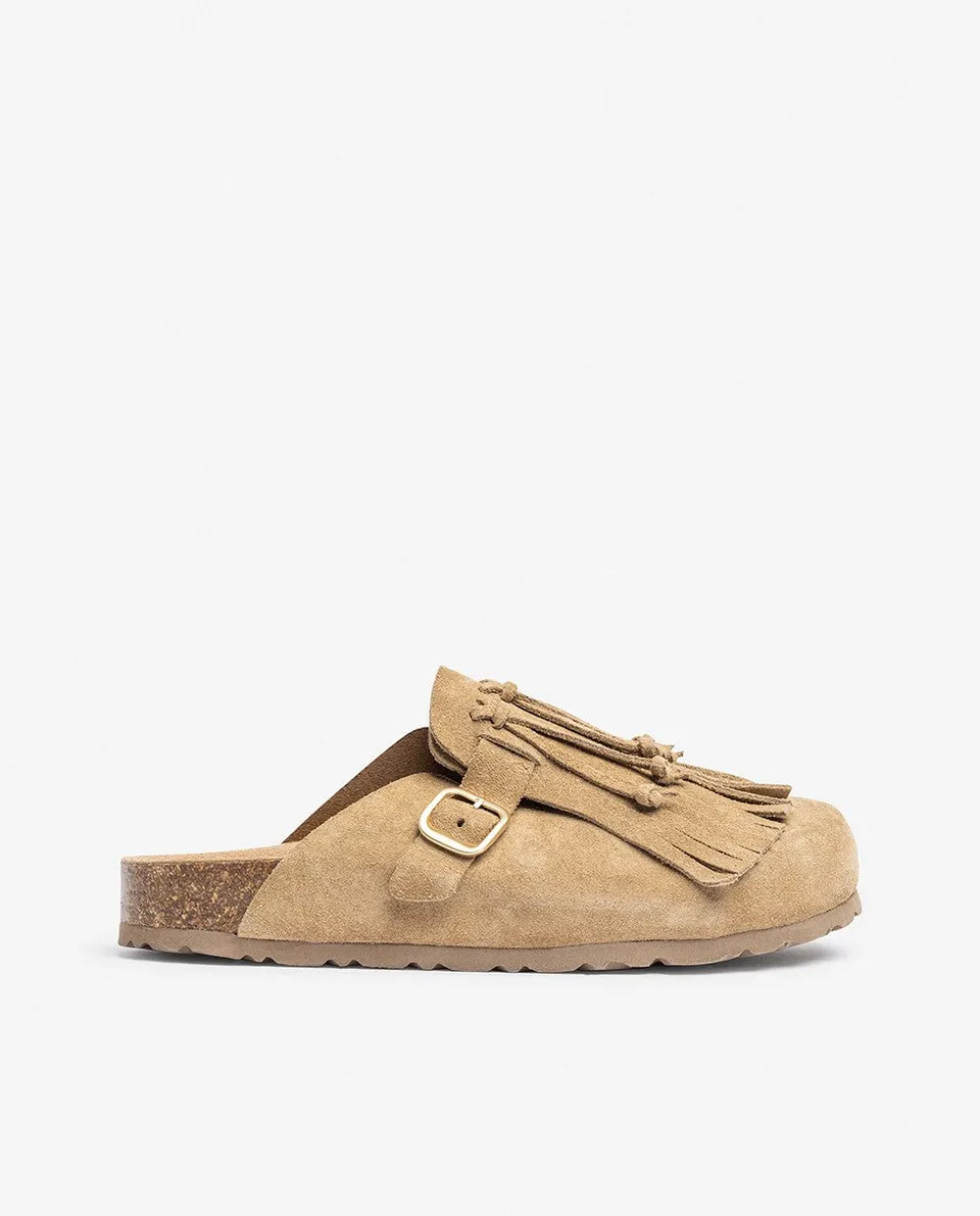 Yokono 260 zoccoli donna beige con frange