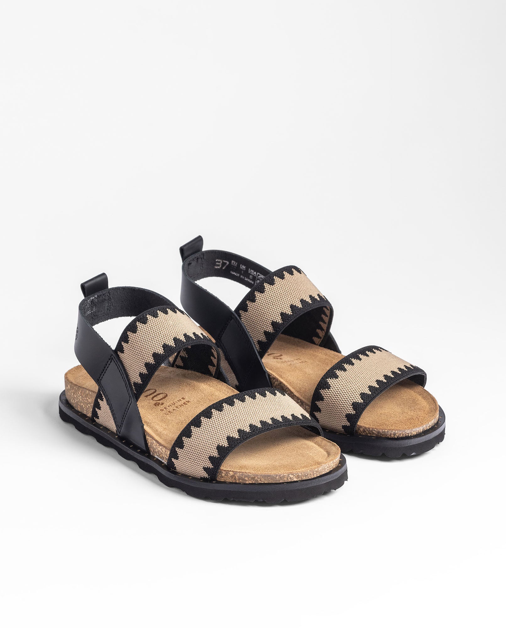 Yokono Bolus 255 sandali bassi donna nero in pelle ricamato