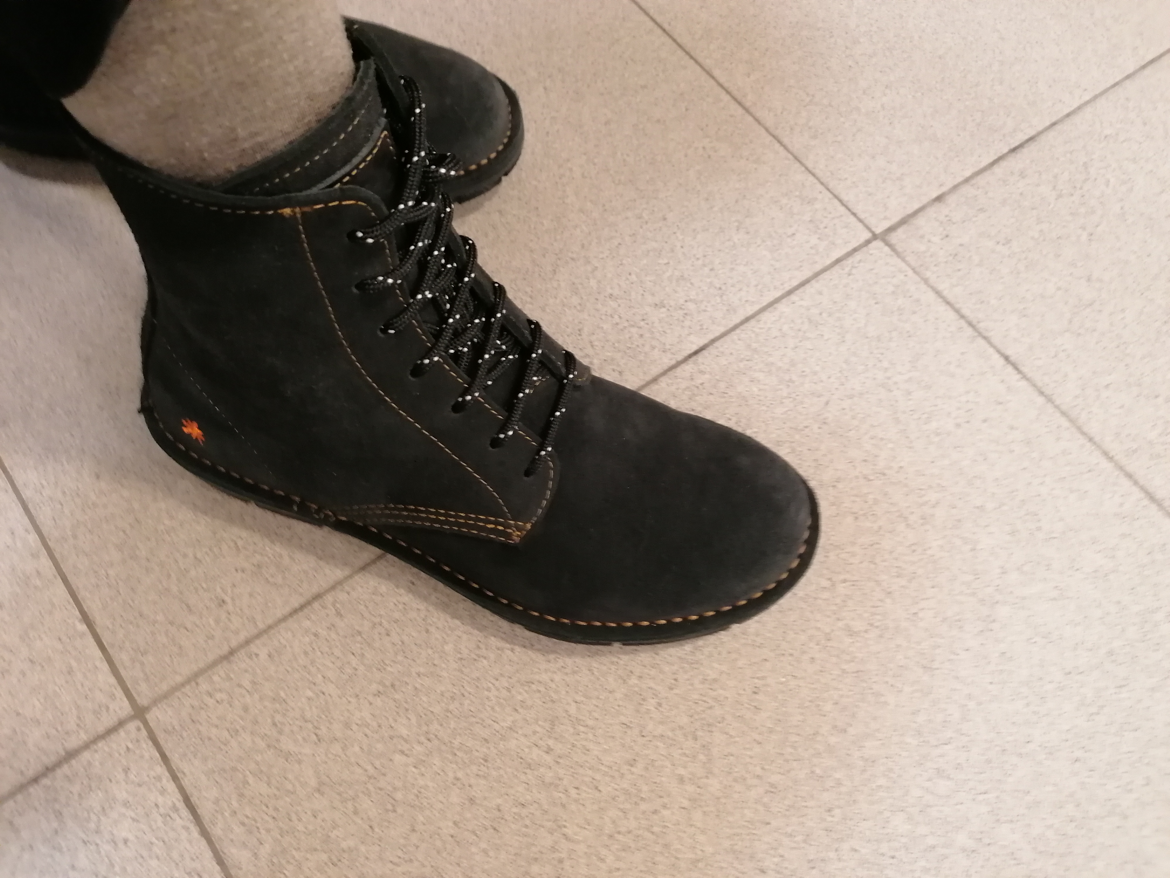 ART 1732 Misano mocassino donna suola antiscivolo