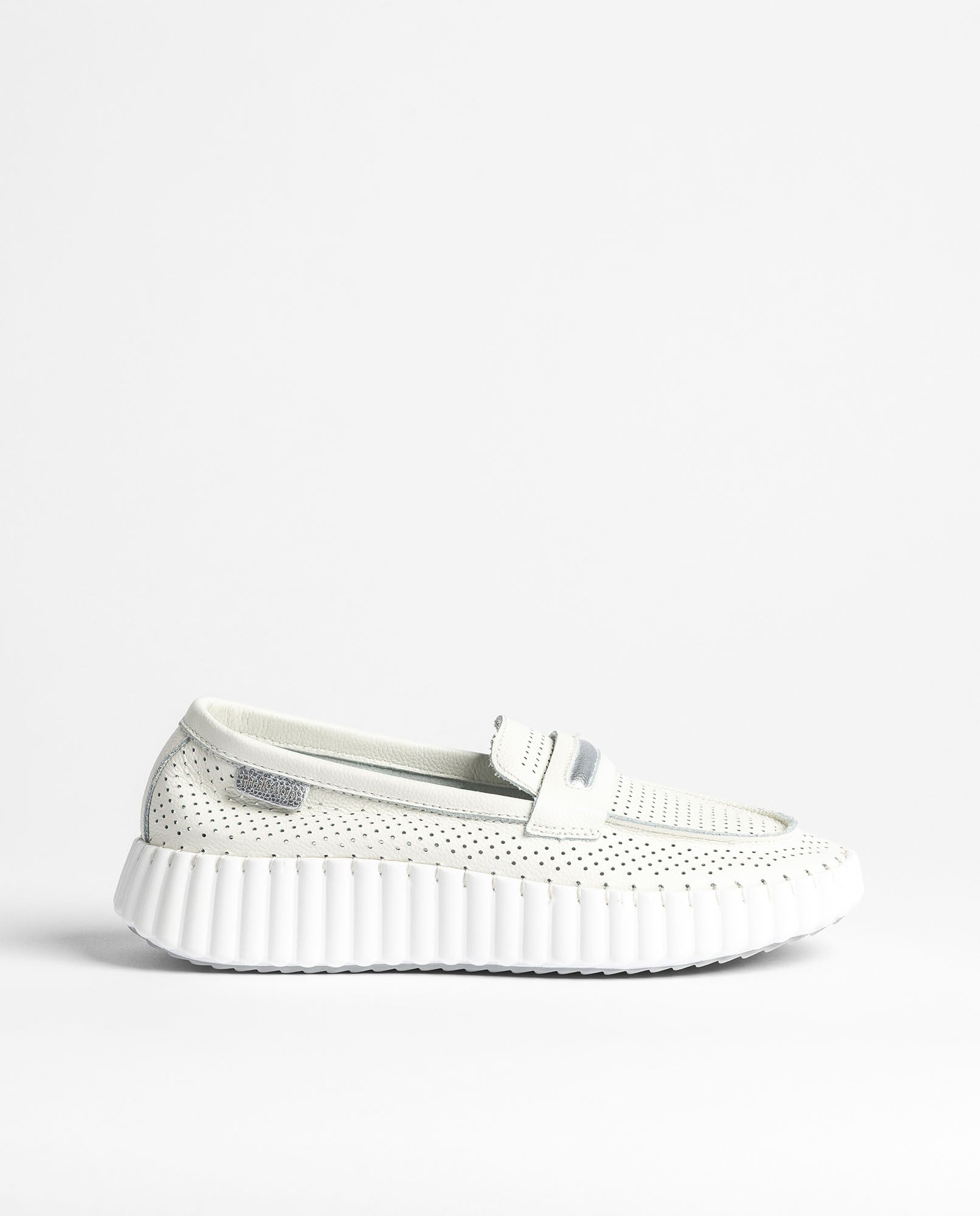 Yokono Vanna-101 sneakers bianche in pelle