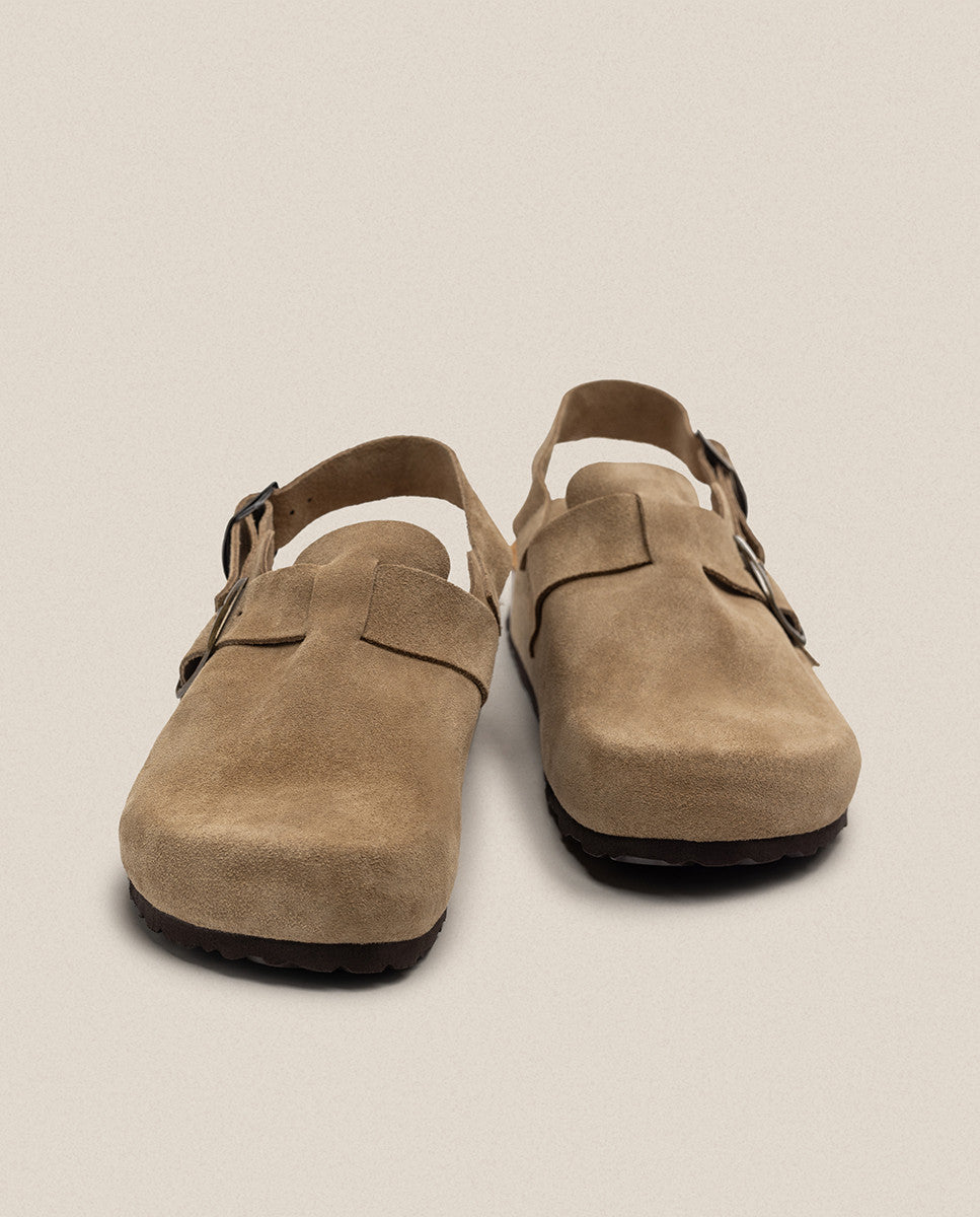 Yokono 600CRO zoccoli beige con fibbia