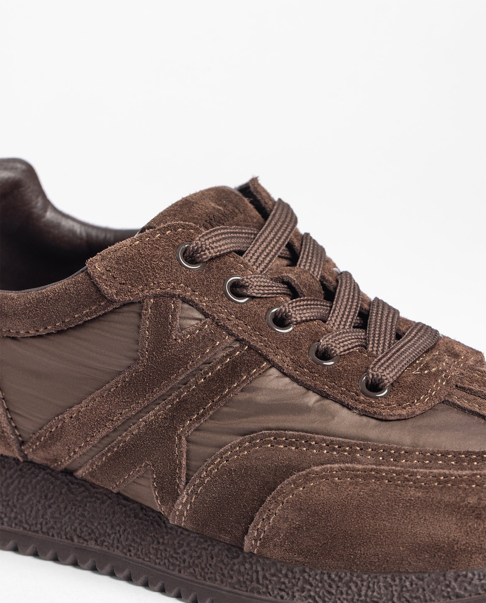 Yokono Guam 260 sneakers donna marrone scuro lacci