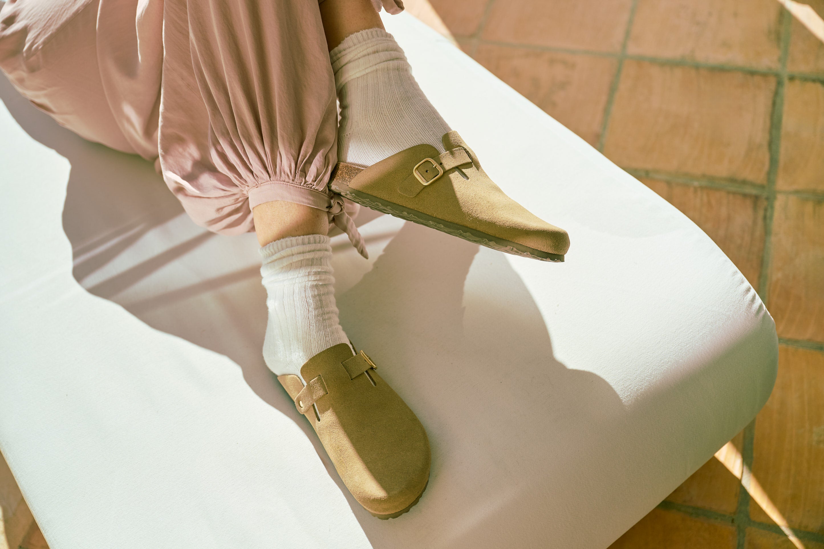 Yokono ZUECO-699 zoccoli donna beige in pelle