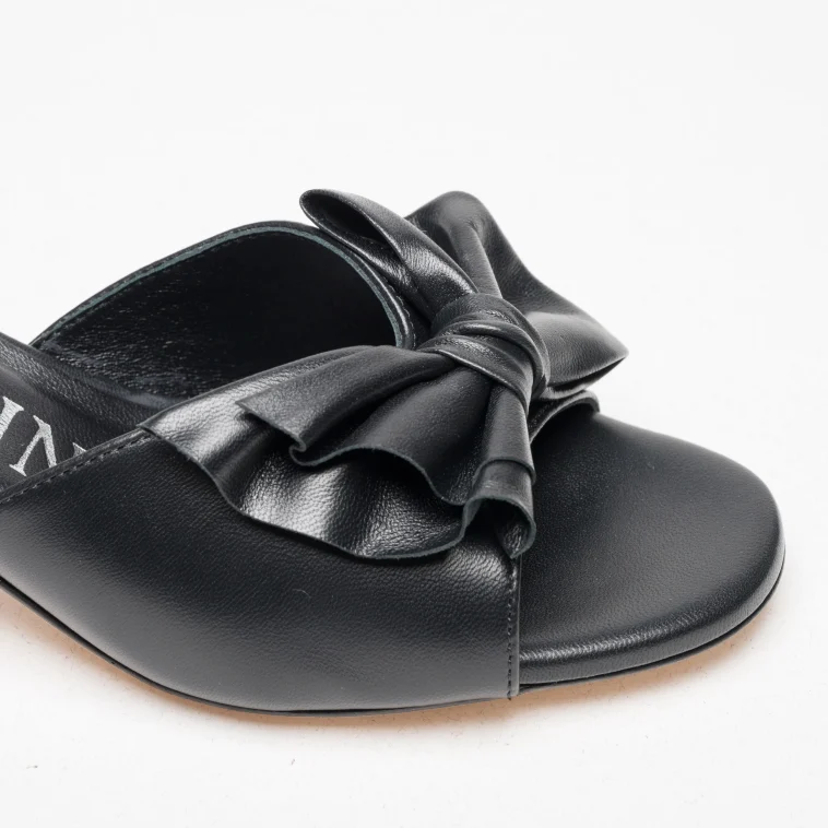 Pasquini Vicky sabot nero con fiocco tacco 4 cm