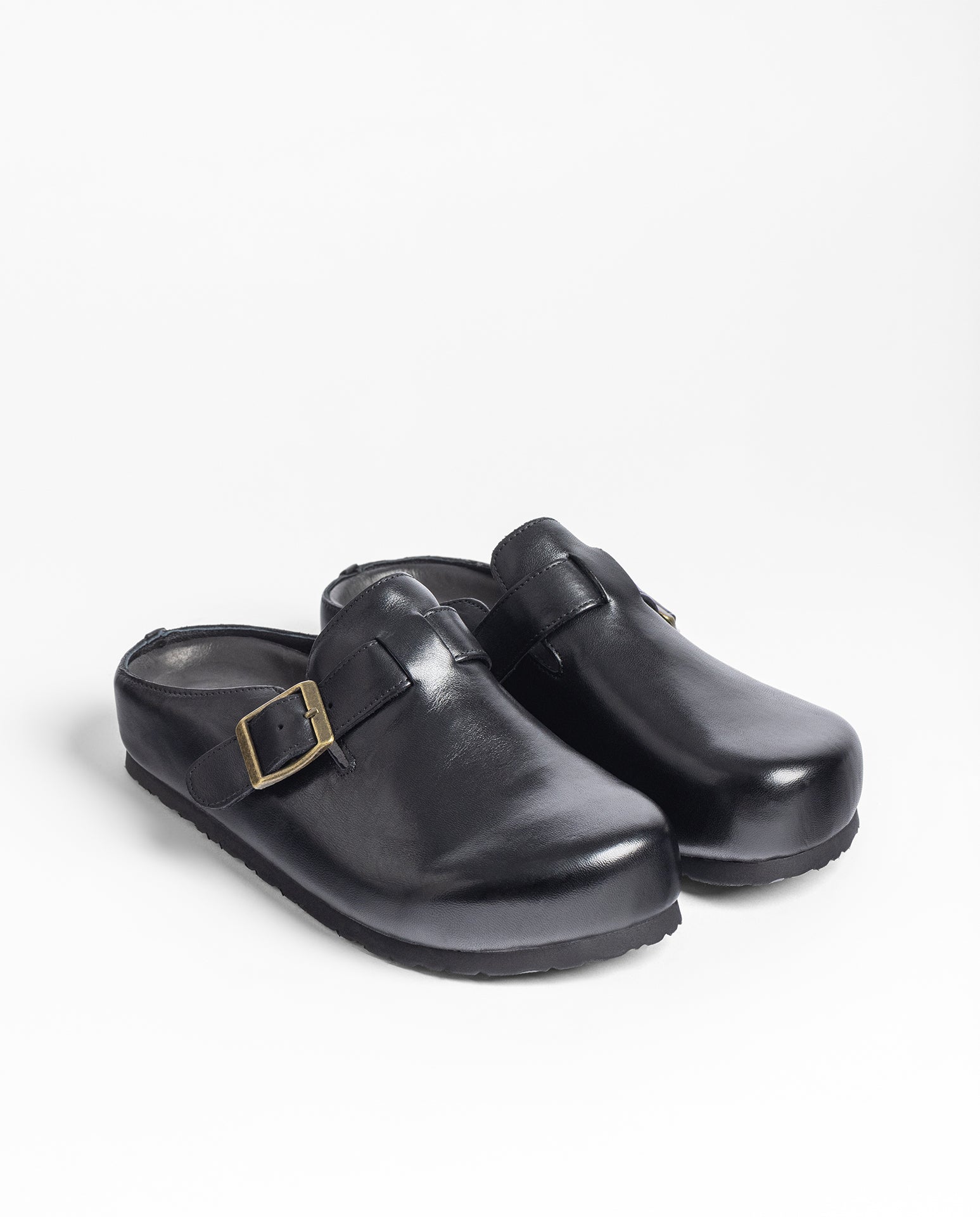 Yokono Ibon-261 zoccoli donna neri pelle con fibbia