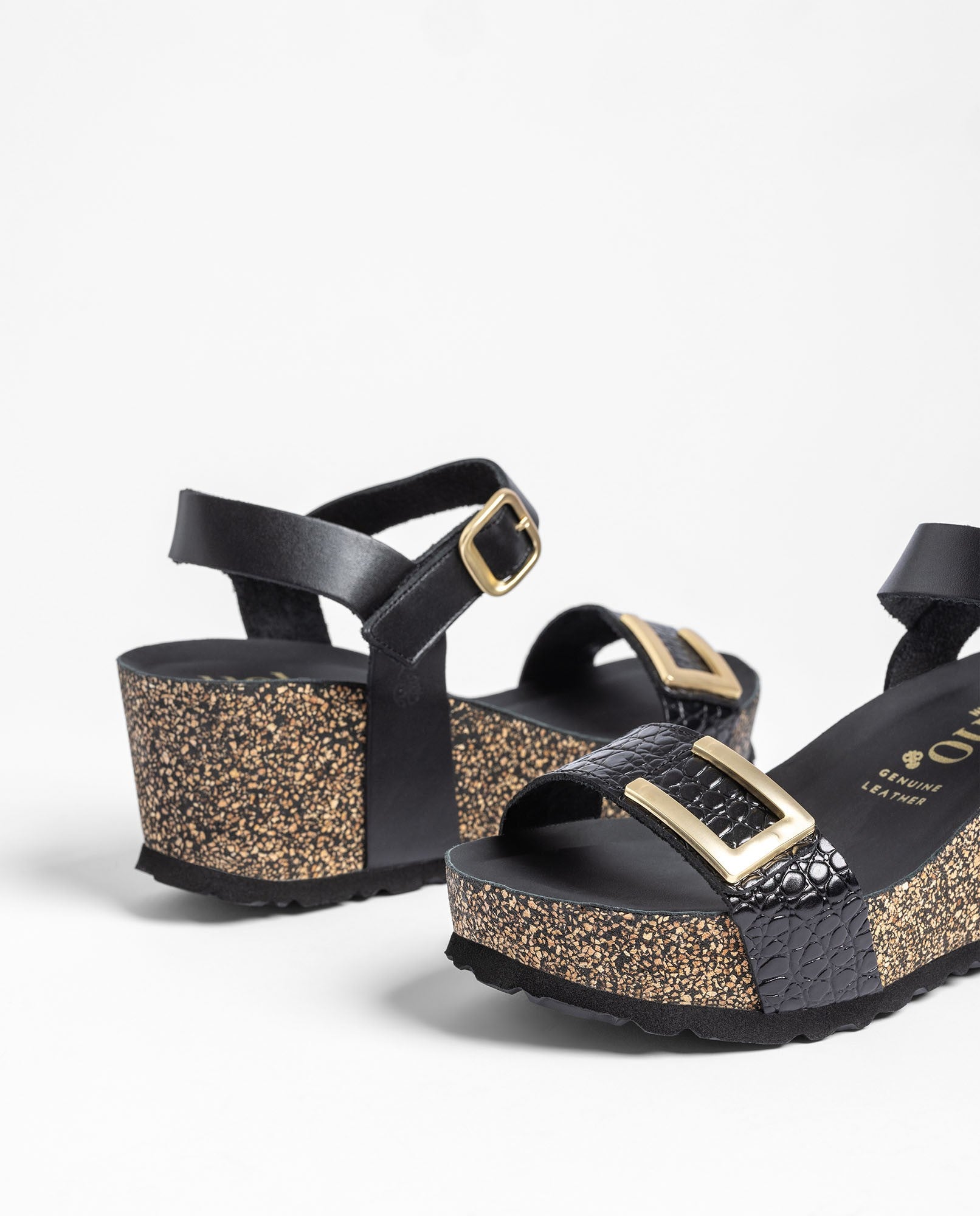 Yokono Bari 262 sandali con zeppa neri in pelle