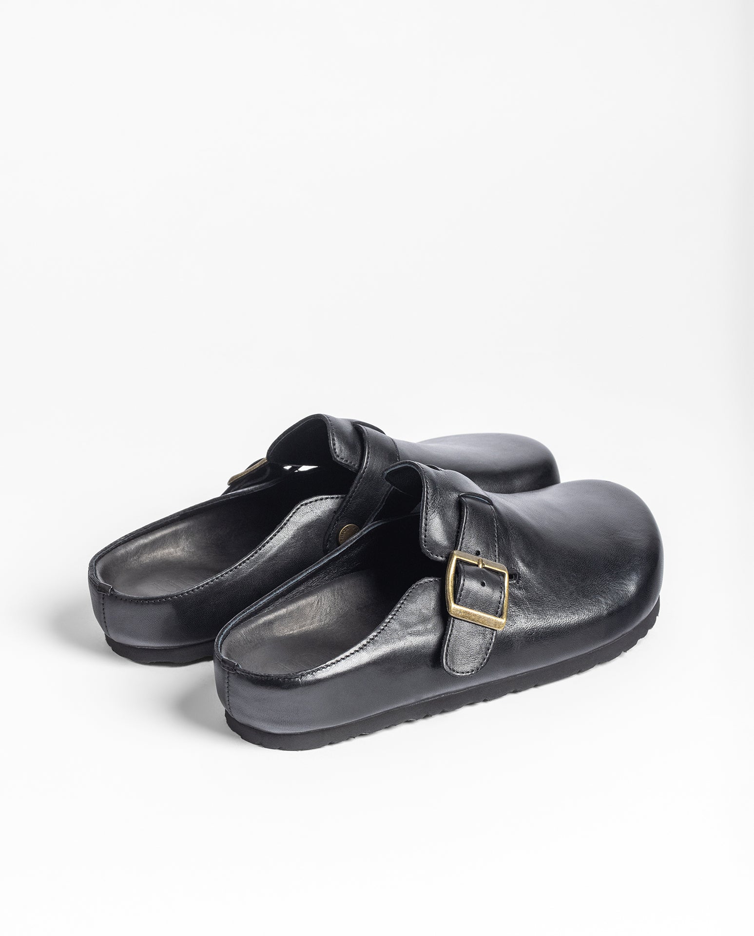 Yokono Ibon-261 zoccoli donna neri pelle con fibbia